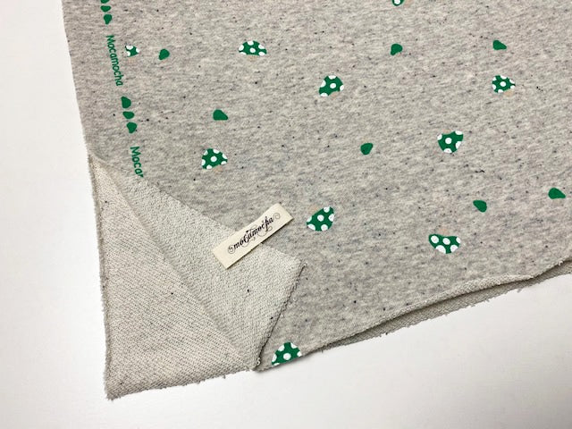 30/-TOP杢ネップ裏毛ニットキノコ柄　グレー杢×グリーン